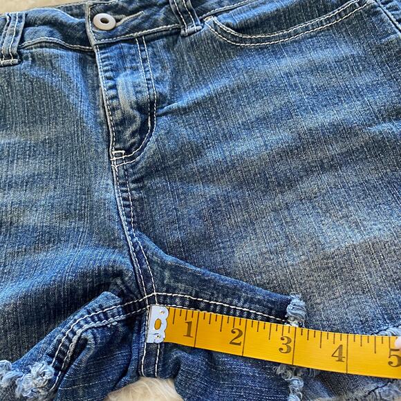 Creative Looks Jeans Denim Cutoff Shorts Size 6 - Picture 8 of 8